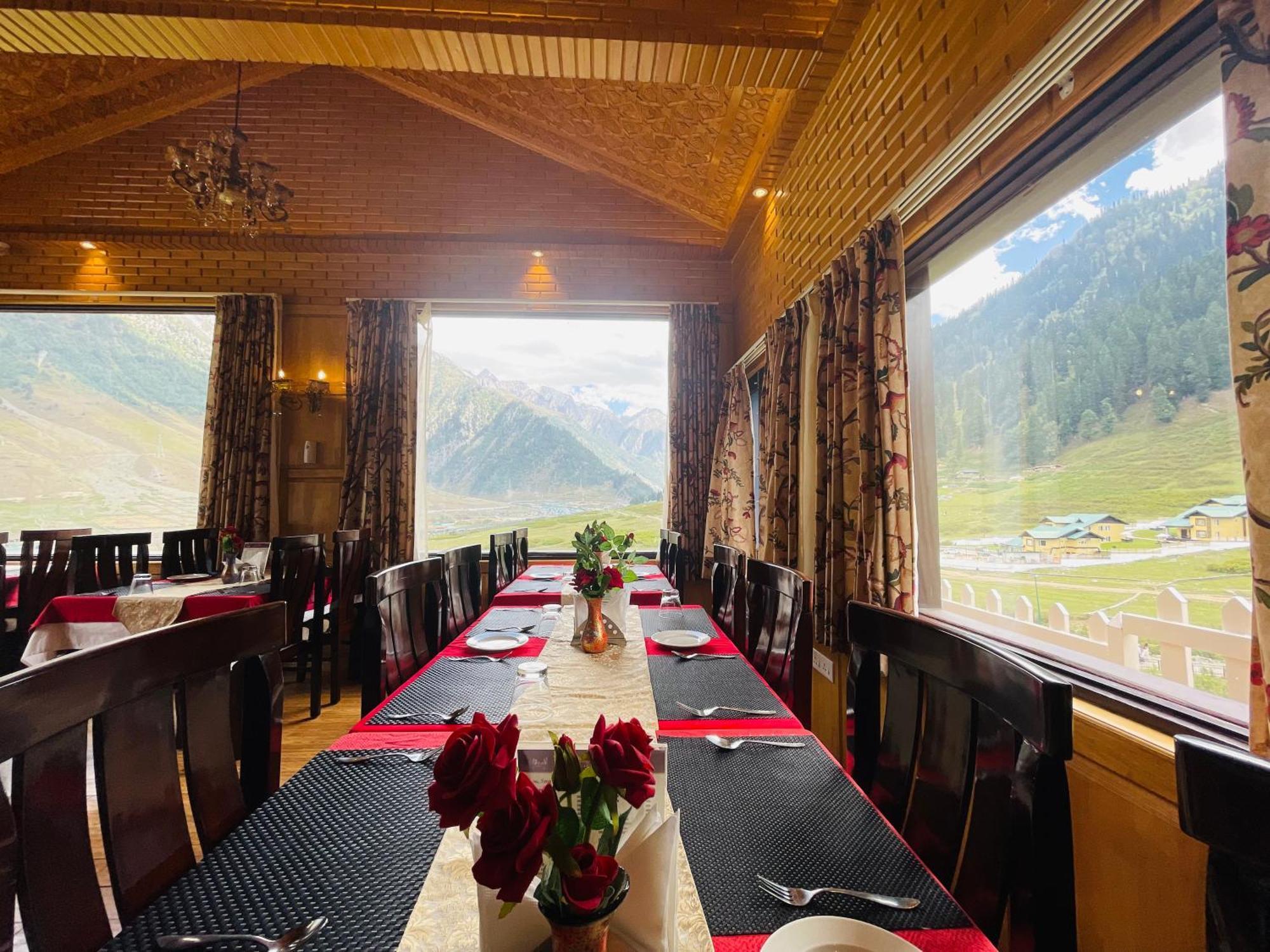Hotel Village Walk Sonamarg Ngoại thất bức ảnh