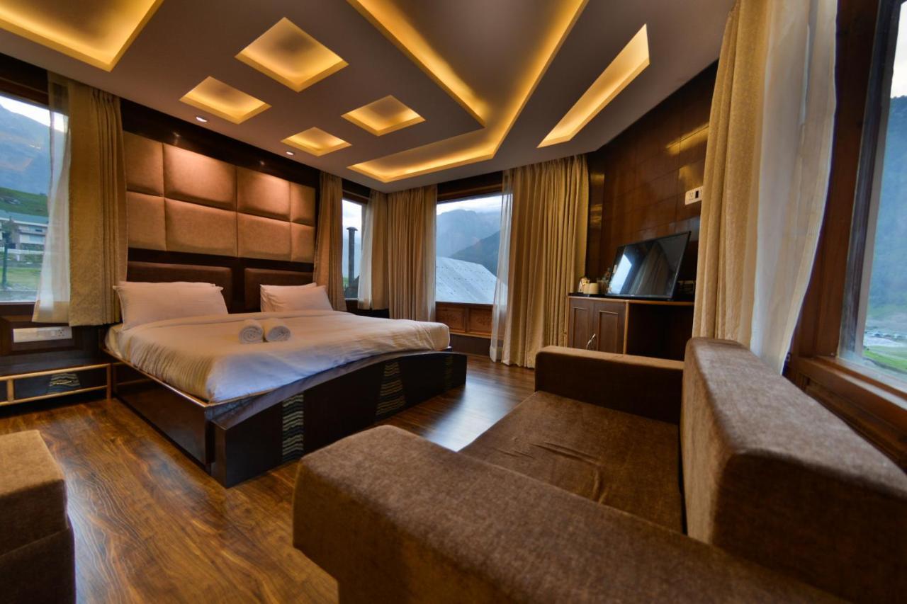 Hotel Village Walk Sonamarg Ngoại thất bức ảnh